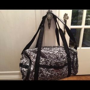 Lululemon Run Ways Gym Bag