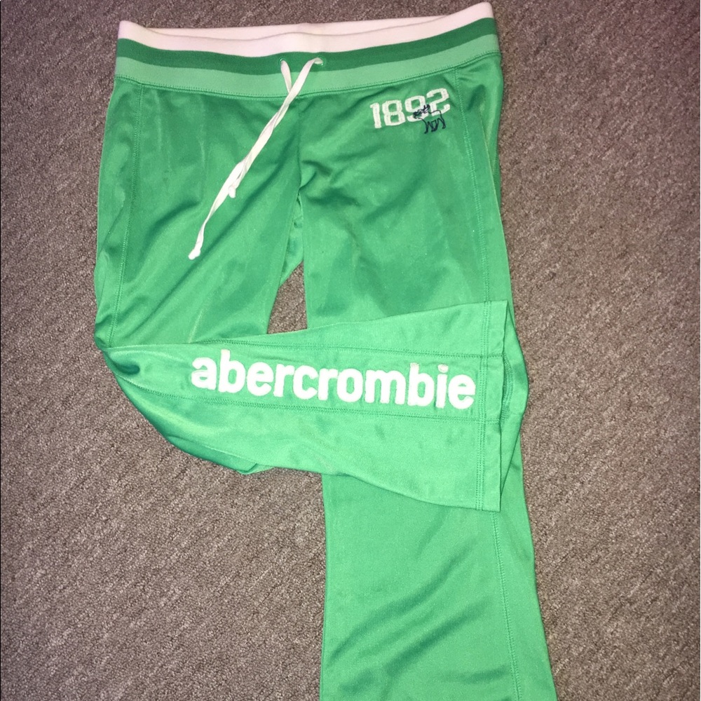 Abercrombie cropped/Capri pants