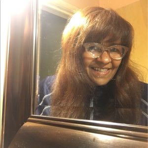 Meet your Posher, Leslie