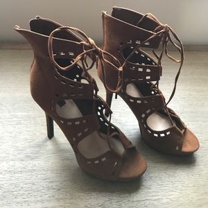 Make an offer! NWOT Forever 21 platform heels