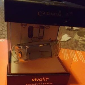 2 new vivofit garmin accesory bands