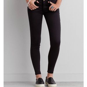 American Eagle black Jegging super stretch size 4