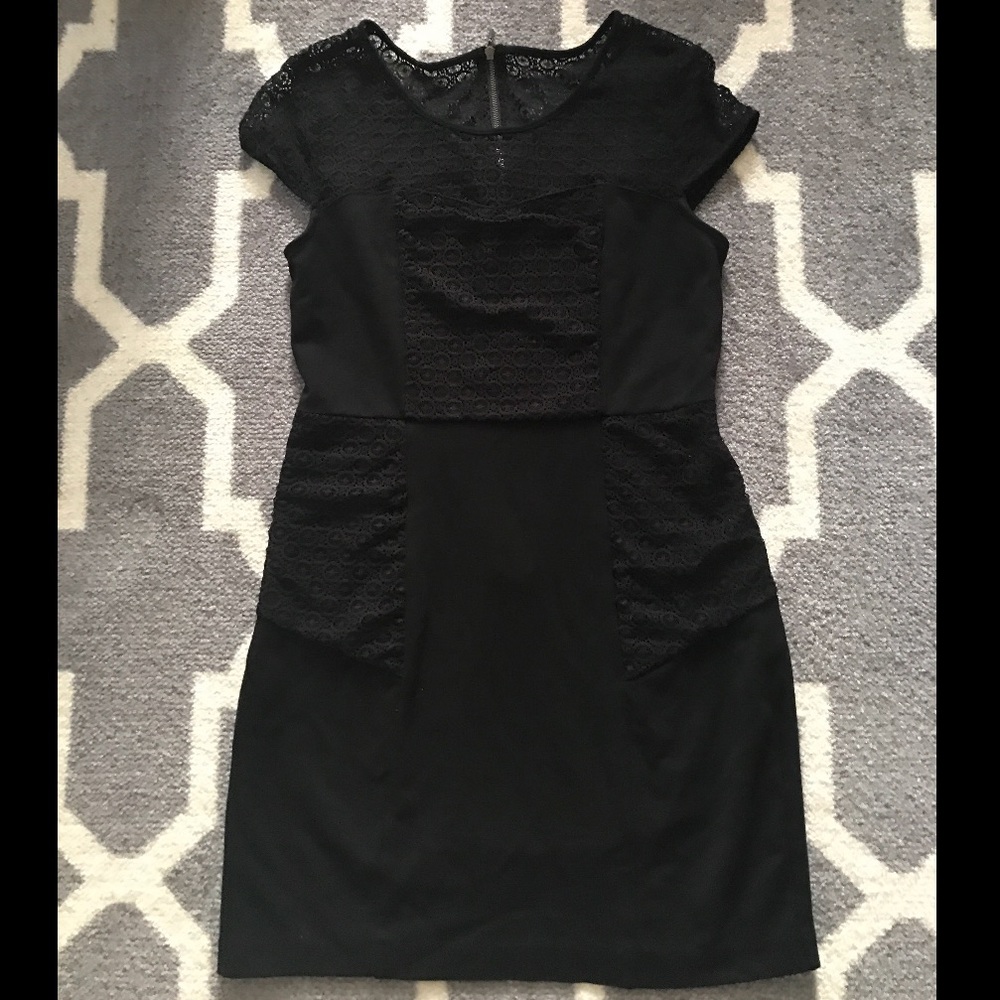 "Kensie" Black Cap Sleeve Lace Mini Dress