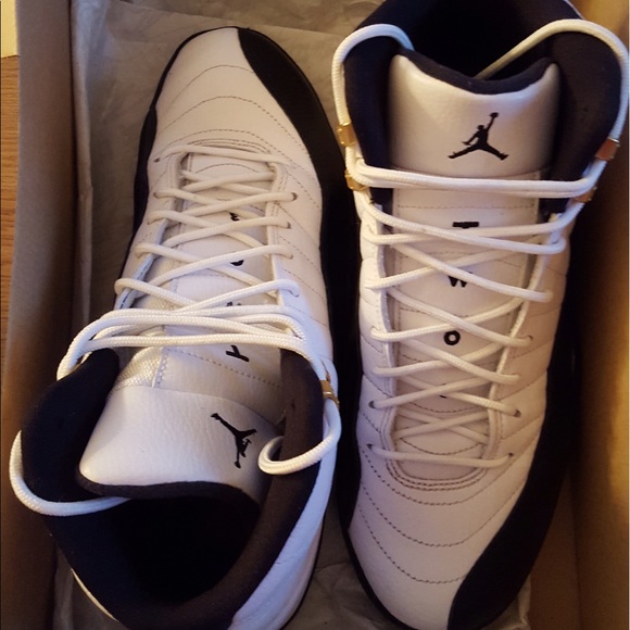fake jordan 12 playoffs