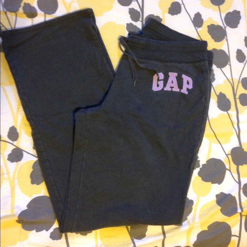 Gap sweatpants
