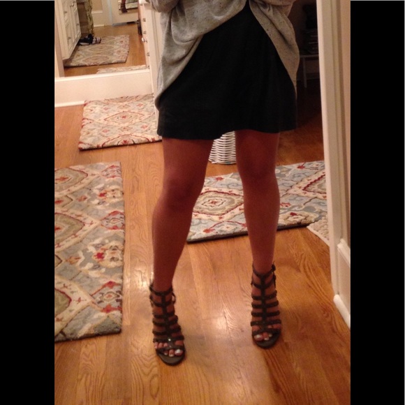 Olive Green Shoes NEVER WORN - Picture 4 of 4