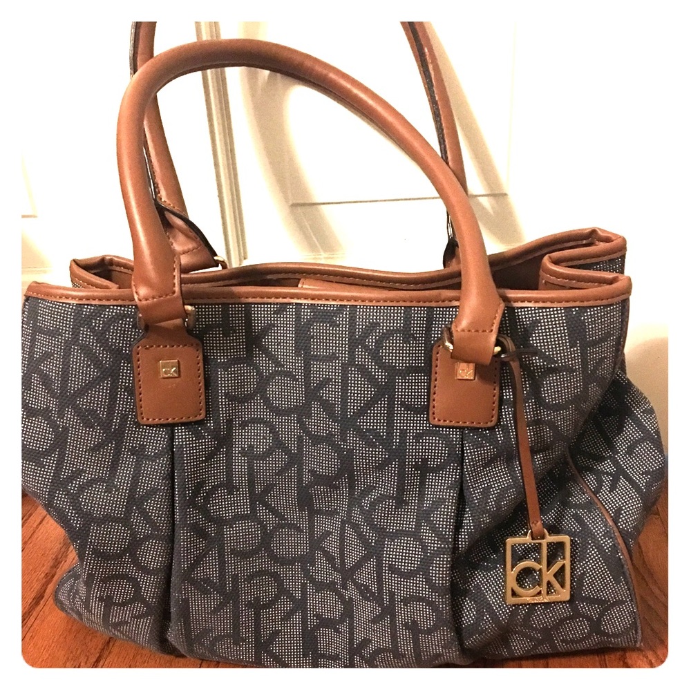 Calvin Kline navy blue shoulder bag