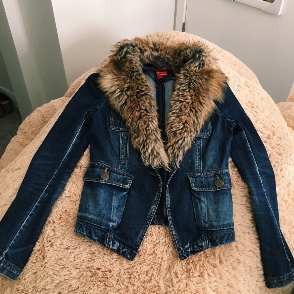 Jean coat - Picture 1 of 3