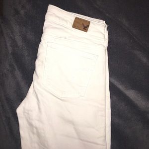 White American Eagle Jeans