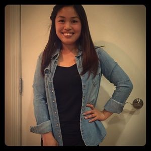 Women's chambray button down long sleeve