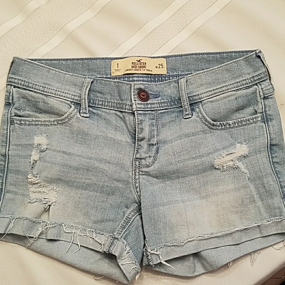 Hollister cut off shorts