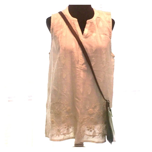 Lucky Brand Tops - 🌟BRAND NWT LUCKY🍀BRAND FEMININE