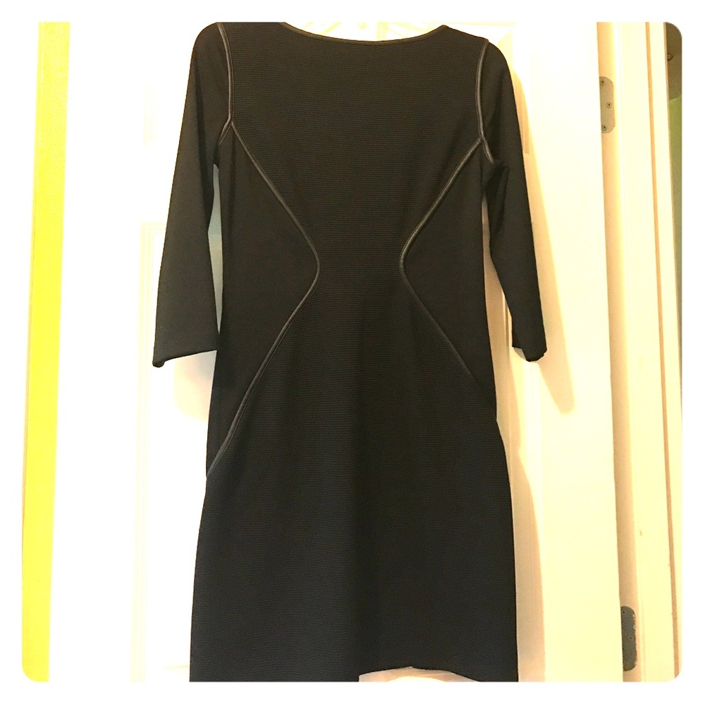 REDUDED💲StudioM stretchy LBD w/ faux leather trim