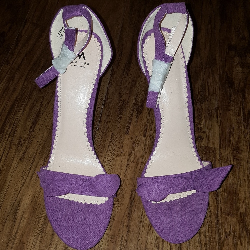 Cute JustFab  Purple Spring Heels