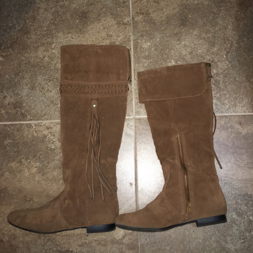 Tan boots