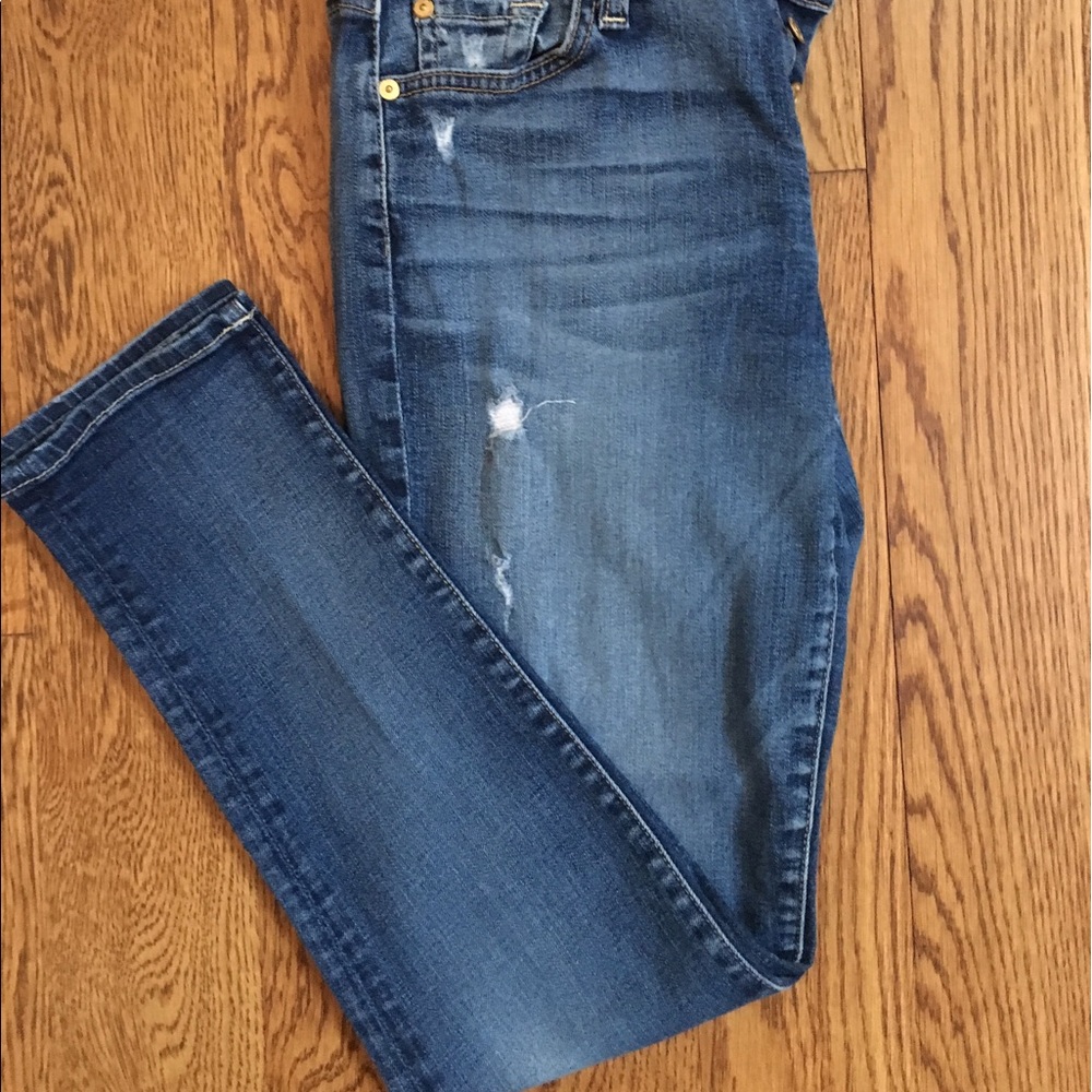 7 for all Mankind Distressed Ankle Fit - sz 28