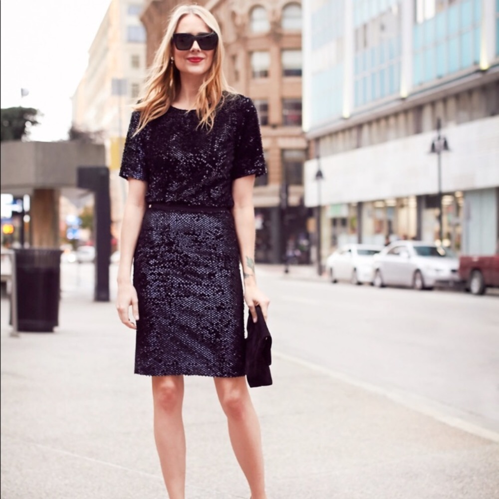 Navy blue sequin pencil skirt- Ann Taylor