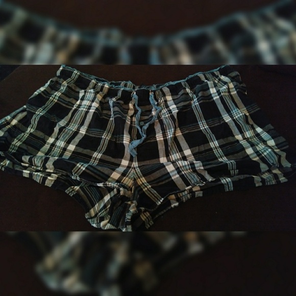 Lounging Shorts - Picture 1 of 2