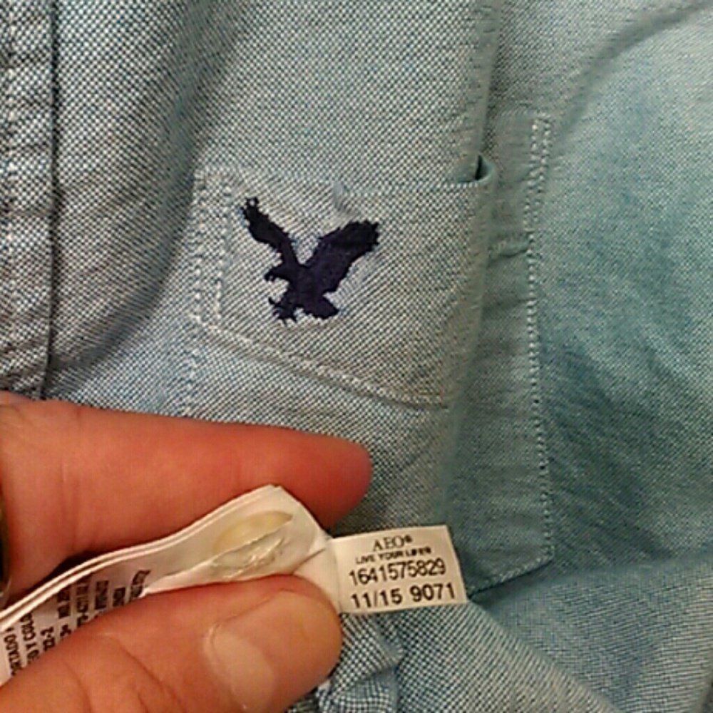 Mens American Eagle button down - Picture 4 of 4