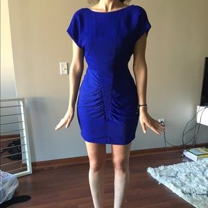 Vibrant dress w exposed back!