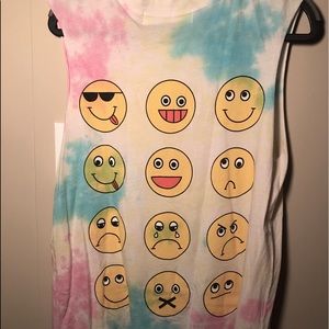 Tie-Dye emoji muscle T