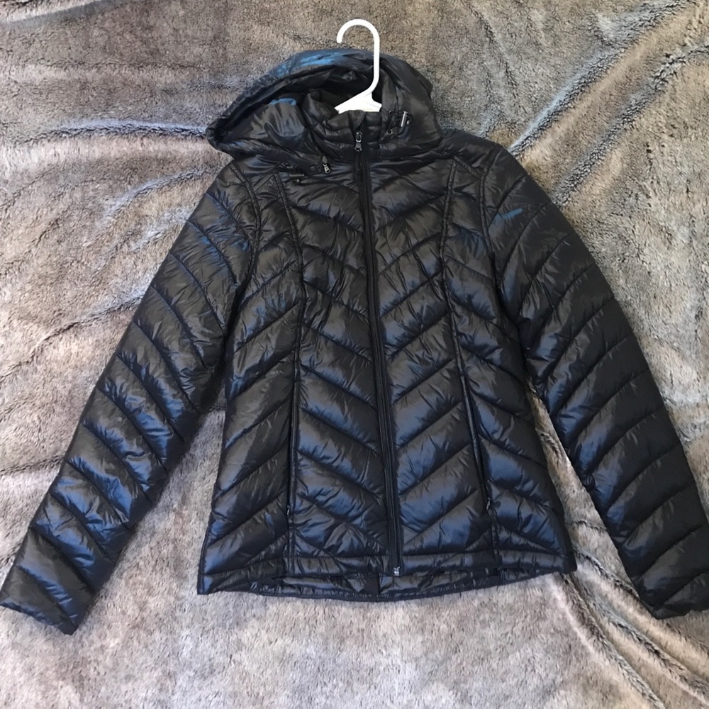 Black winter puffy jacket