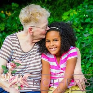 Meet your Posher, Mitzi