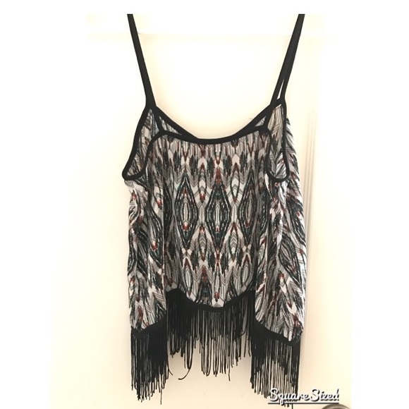 Patterned Crop Top - Picture 2 of 2