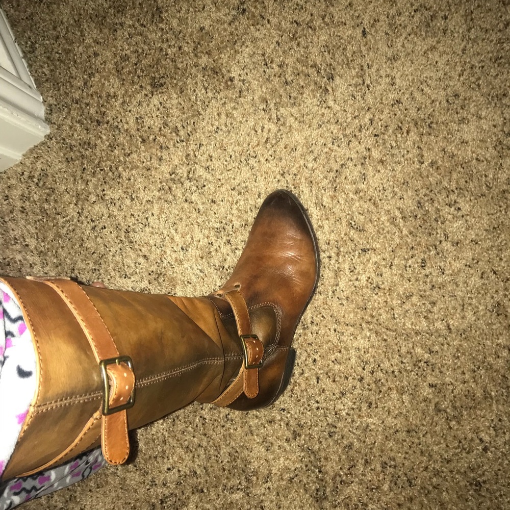 Gianni Bini Leather Boots - Picture 7 of 7