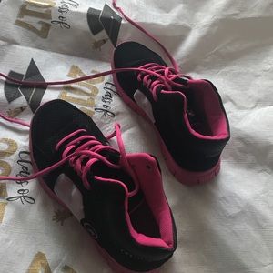 🆑 2 for $10 Athletic Shoes 👟