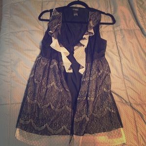 Daytrip sleeveless zip