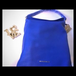**NWT!!💥HOT Burberry London grainy leather hobo!!