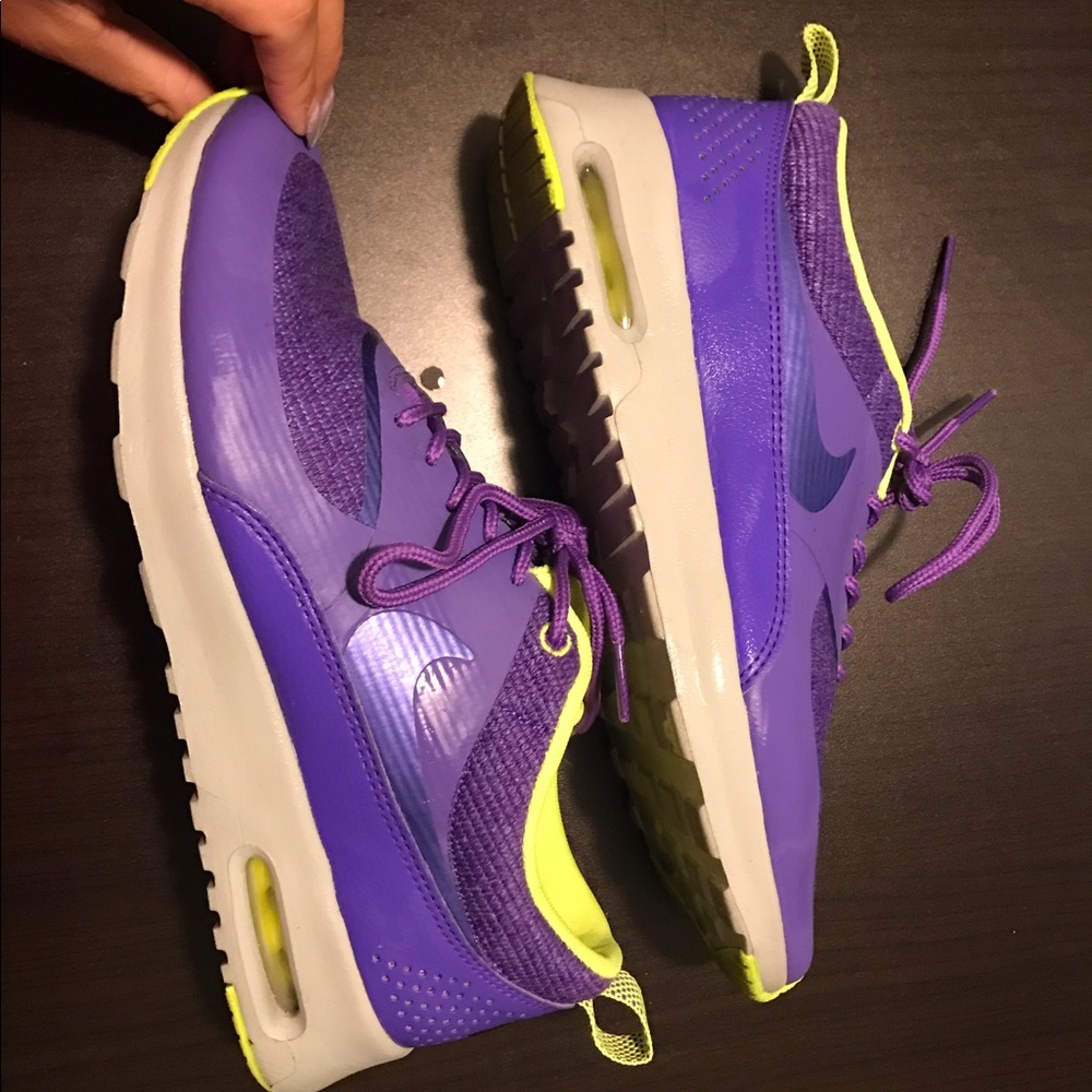 Women's Nike Thea purple and neon Size 8