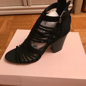 Black Just Fab sandals