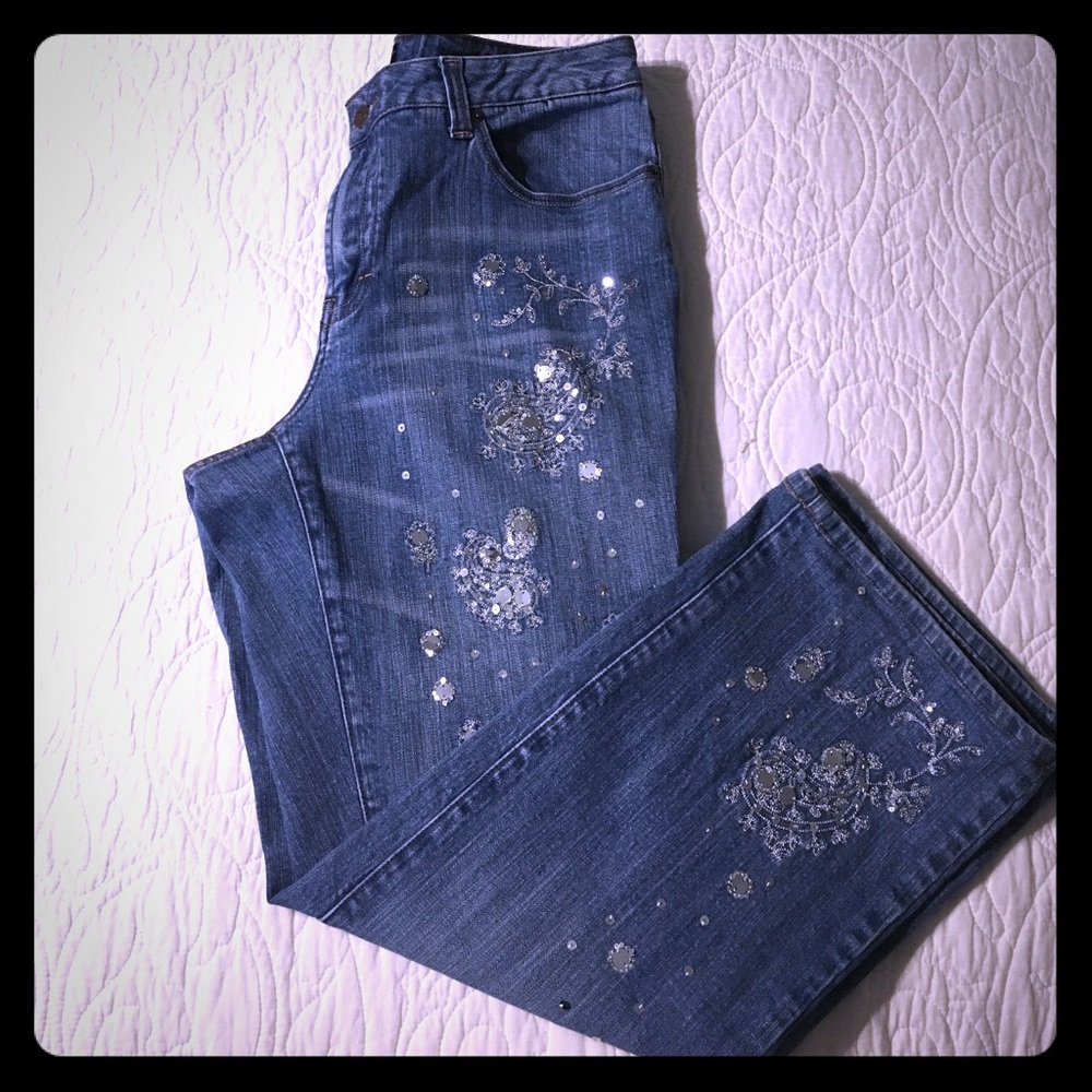 Sequined Embroidered Blue Jeans