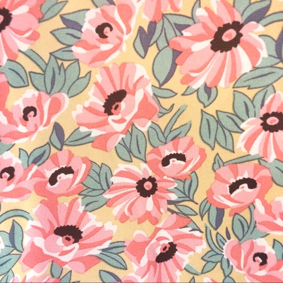 One Left! Size S! Cold Shoulder Floral Maxi Dress - Picture 4 of 4