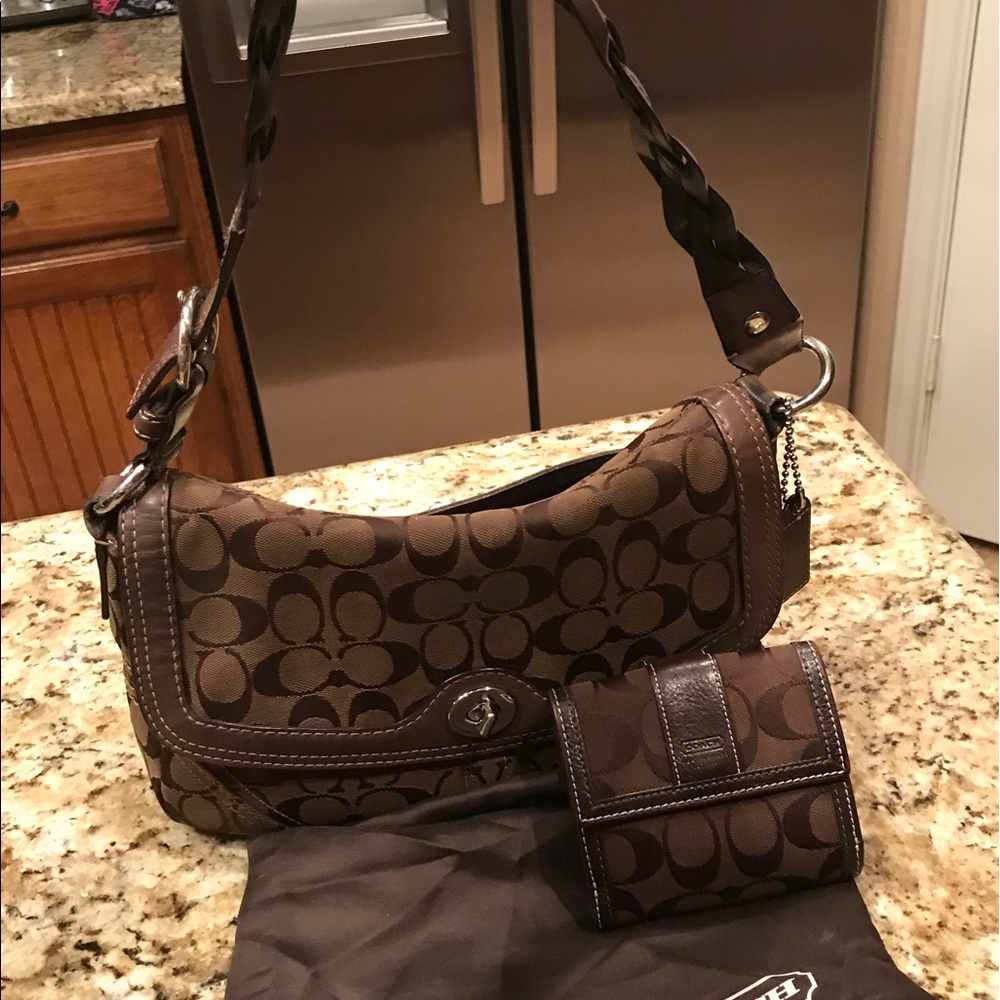 Coach purse and wallet