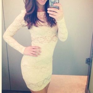 *lowered price* Lace Long-sleeve Dress