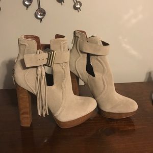 High heeled boots