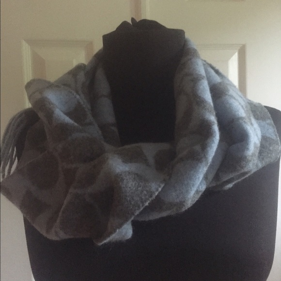 COACH  LEATHERWEAR  SCARE - Picture 4 of 4