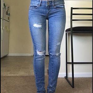 American Eagle distressed skinny jeans