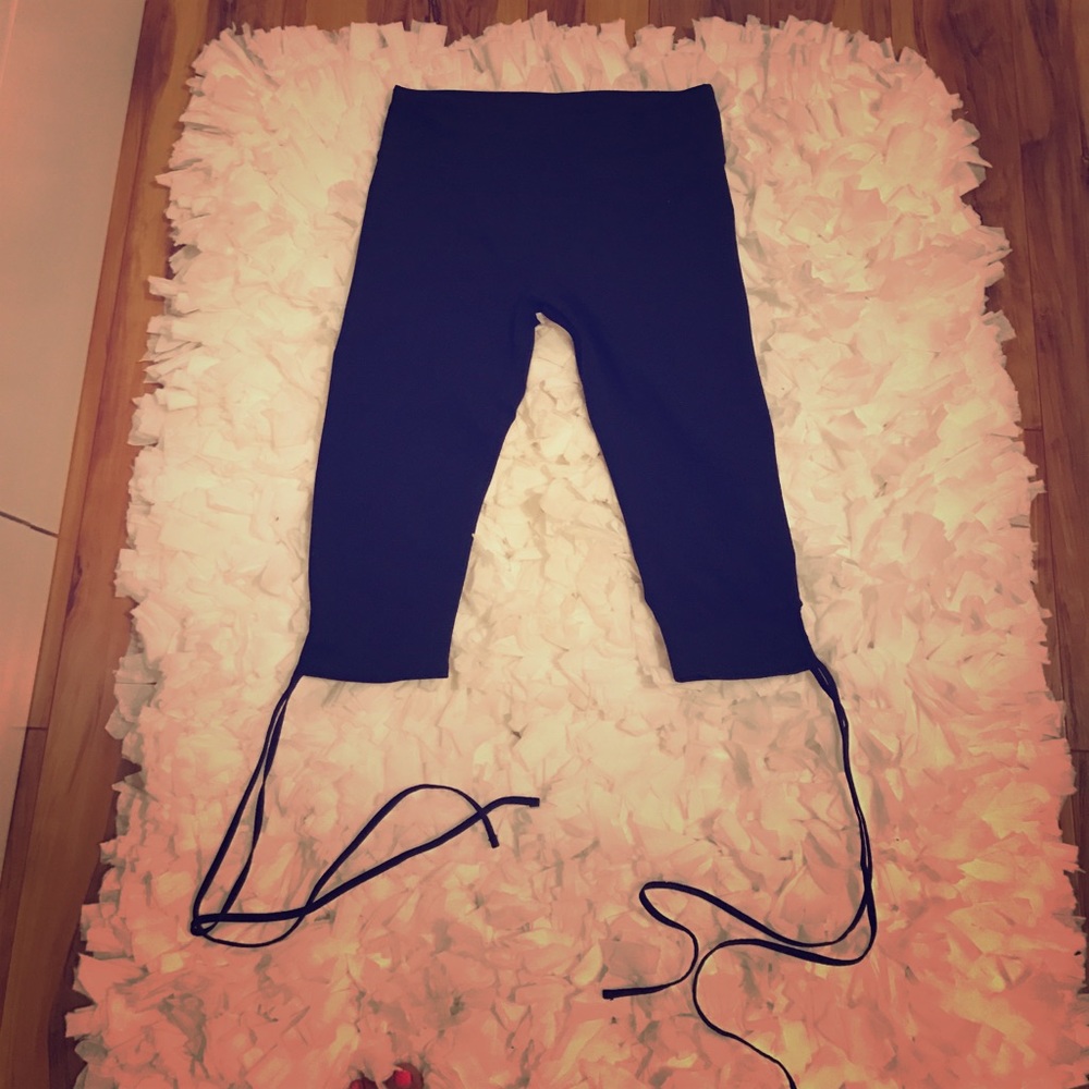 Fabletics tie up leggings