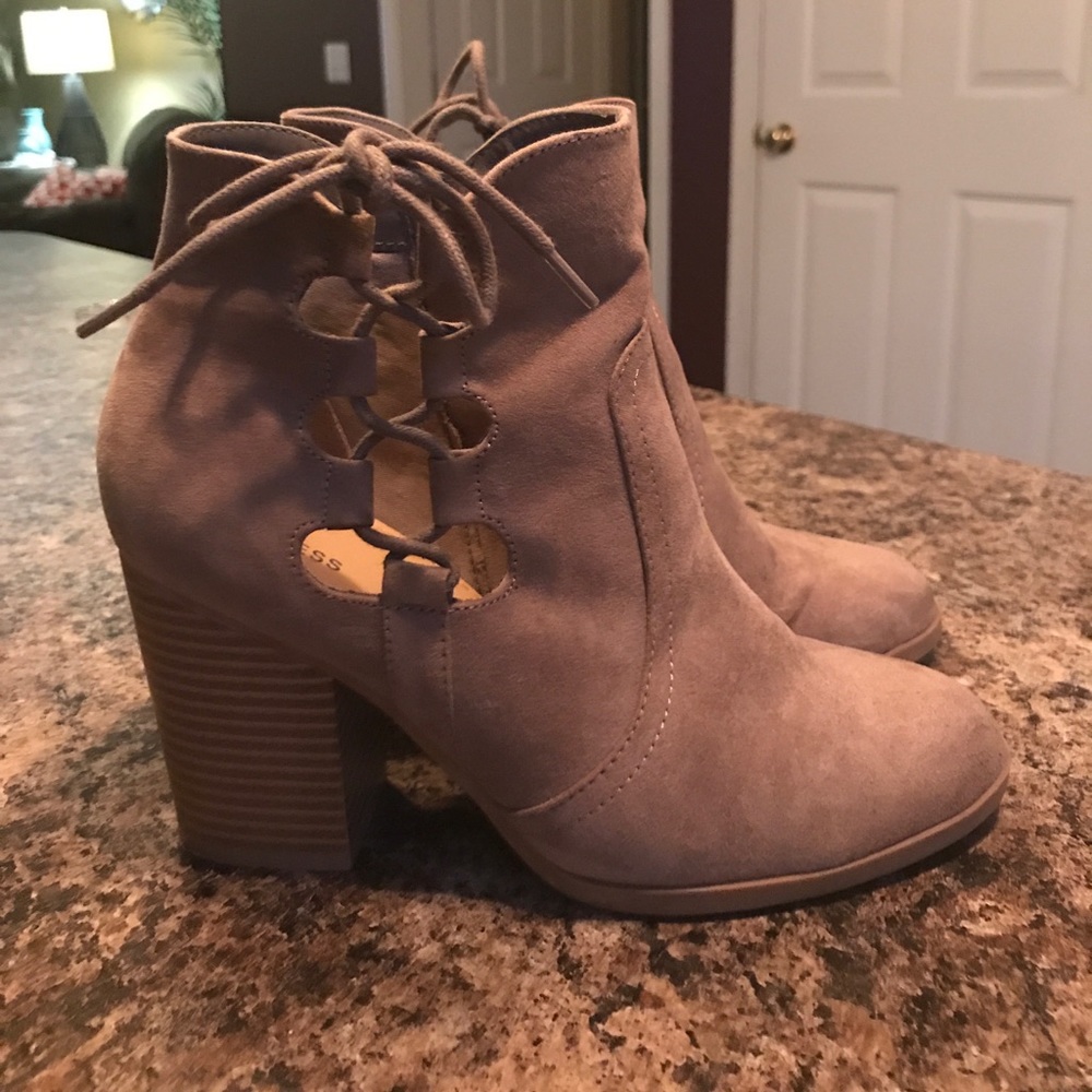 Express booties