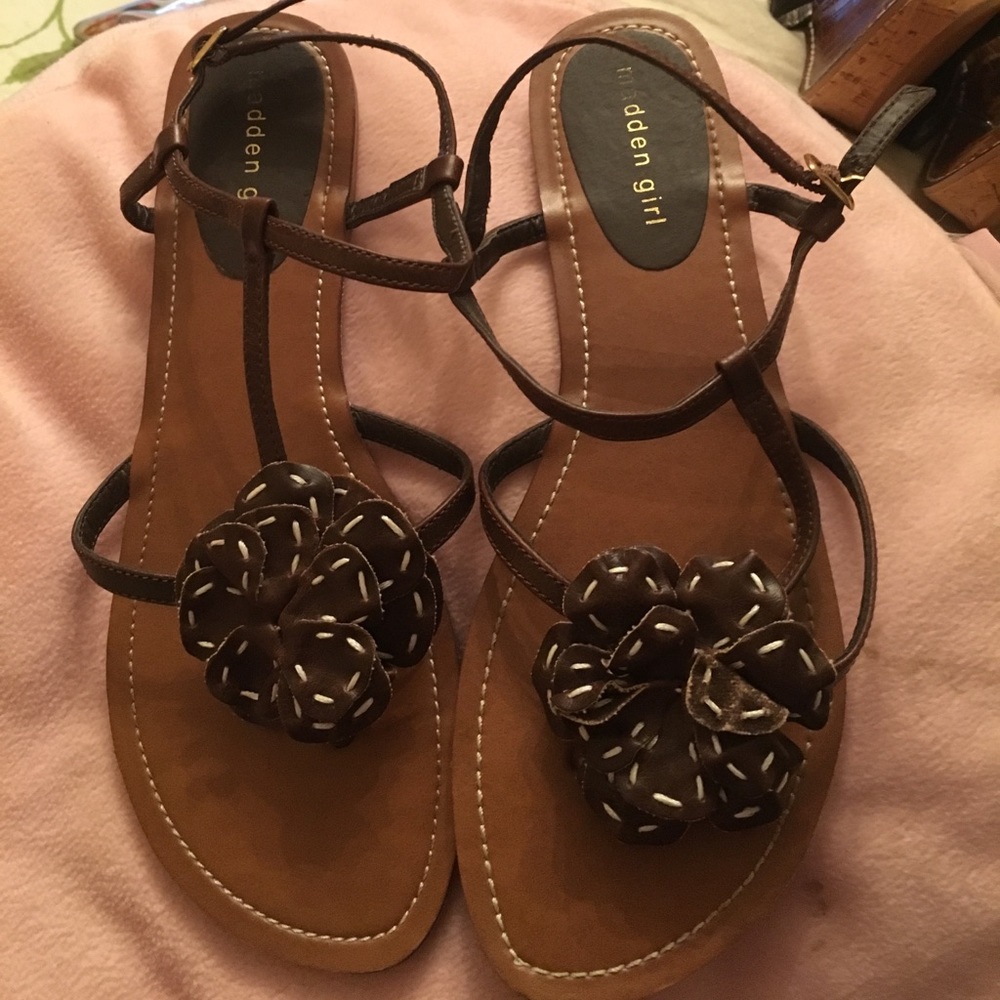 Steve Madden Brown Flower Sandals Size 8