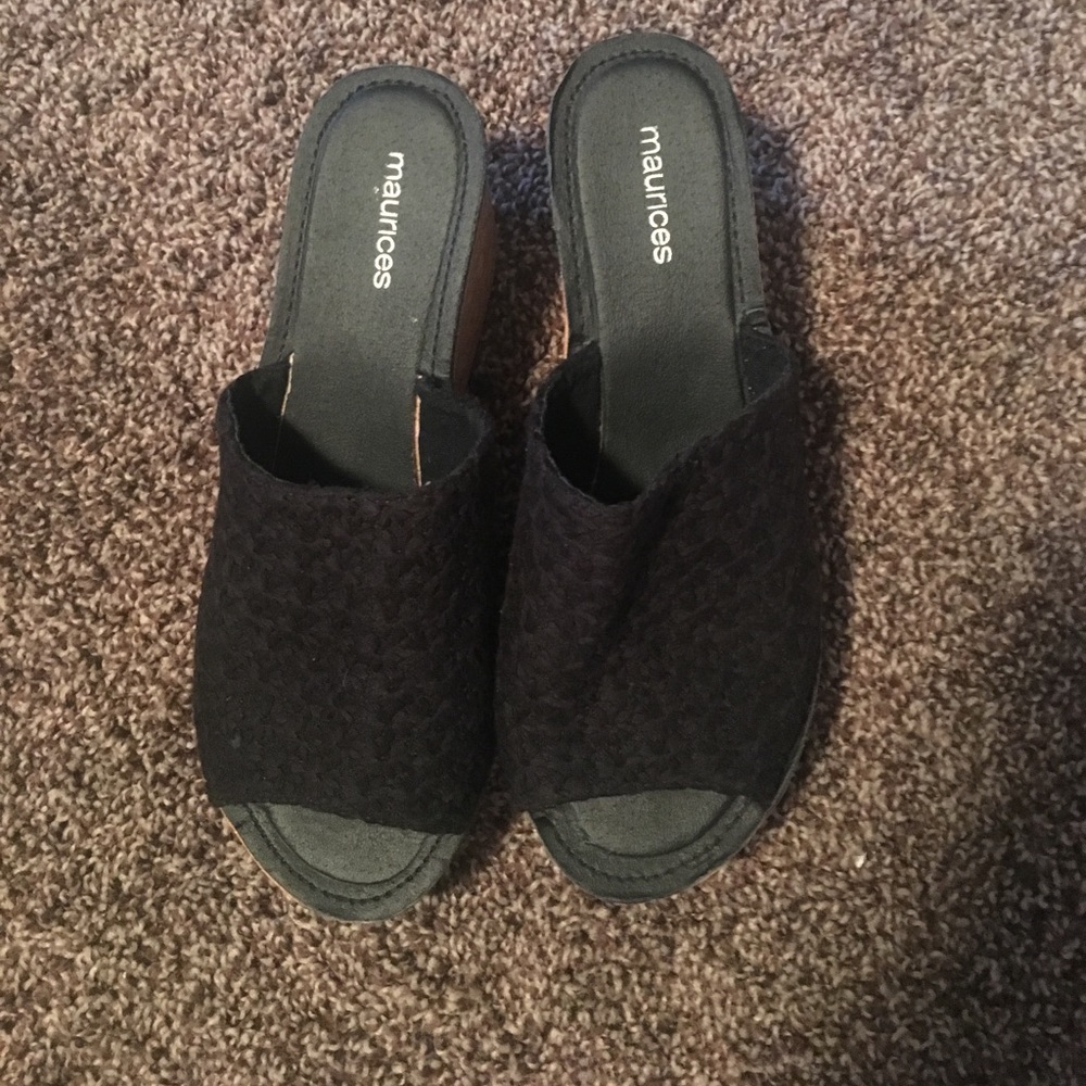 Maurice's wedge sandal SZ 8