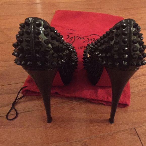 SOLD!!!! Black spiked leather heels - Picture 3 of 4