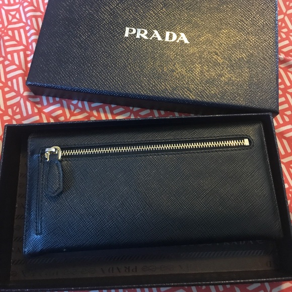 Prada wallet - Picture 6 of 6