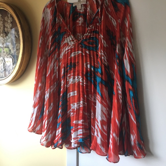 Michael Kors Blouse Size XS RUNS LARGE - Picture 4 of 5