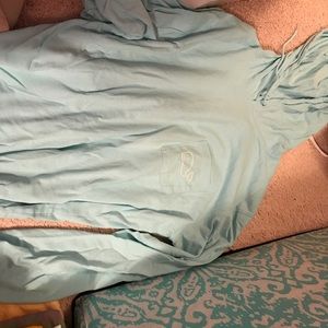 Vineyard vines light pullover