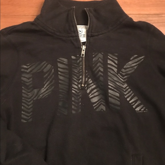 VS PINK sweatshirt - Picture 2 of 4